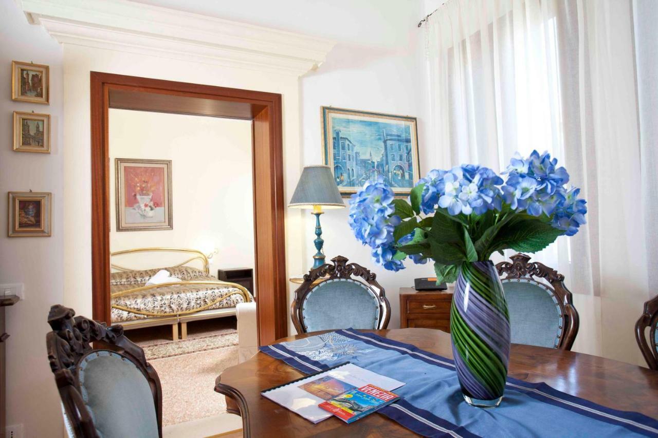 Apartmán Di.Gianfranco Piano Nobile Benátky Exteriér fotografie